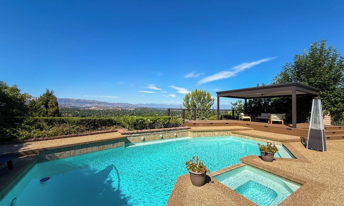 Hidden Hills Casa | Bright 4BR with Pool and View - GR-HH- MO