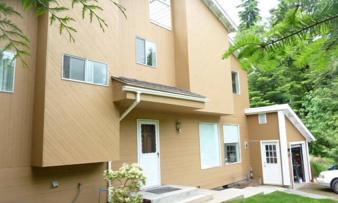 Point Roberts Casa | Brillante y aireado en el punto