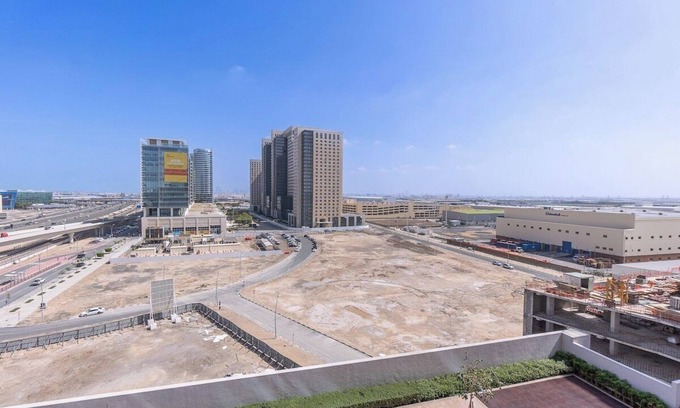 Jebel Ali Apartamento | Bright and Airy Studio Apartment at Azizi Aura in Jebel Ali!