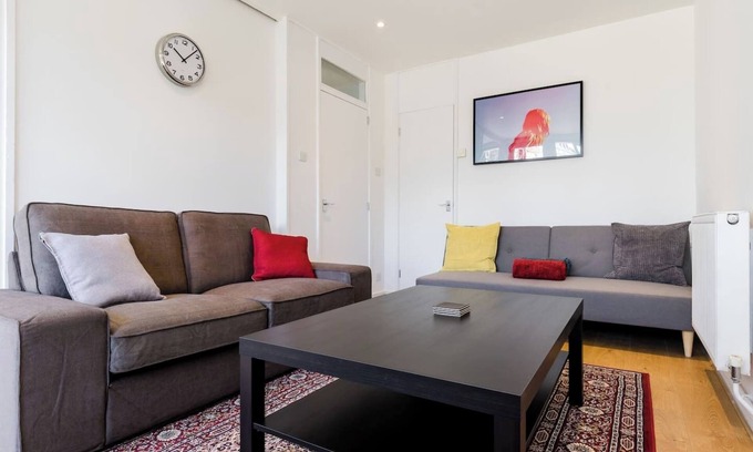 Prince's Apartamento | Bright and Charming 4BD Family Haven in Kennington