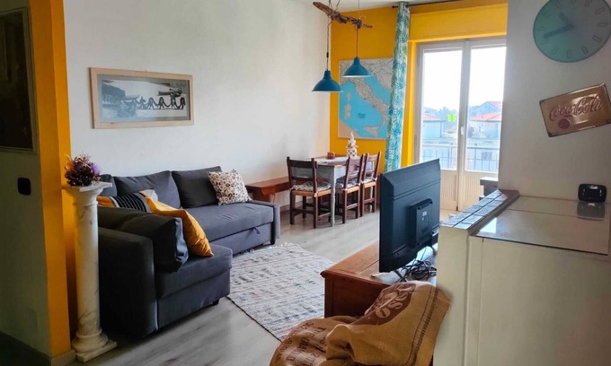 Lomazzo Apartamento | Apartamento luminoso y acogedor cerca de Como y Milán