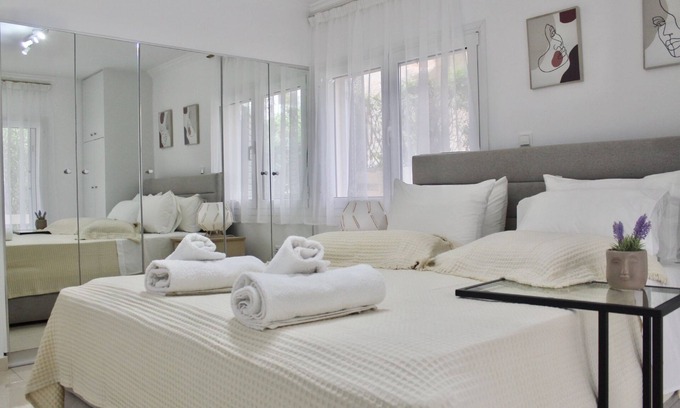 Varkiza Apartamento | Varkiza Luxury Apartment family sized near airport and varkiza resort beach