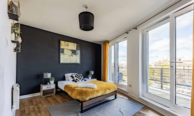 City Centre Glasgow Apartamento | Bright and spacious 1bed penthouse in Glasgow's city centre