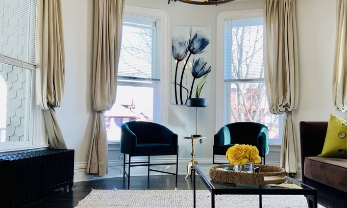 Oak Park Apartamento | VICTORIAN BRILLANTE Y ESPACIOSO EN CENTRAL OAK PARK