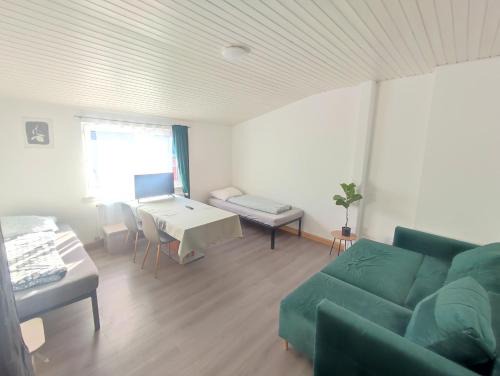 Biebrich Apartamento | Bright and Spacious Apartment in Wiesbaden City Center