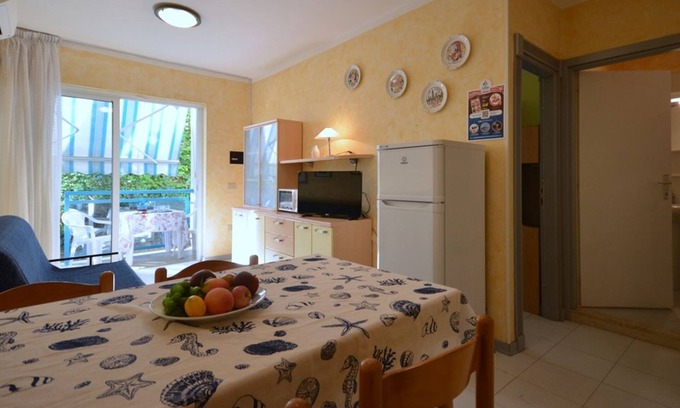 Bibione Pineda Apartamento | Apartamento luminoso con terraza y jardín privado de Beahost Rentals