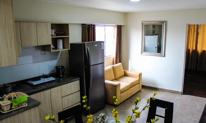 Cercado de Lima Apartamento | Bright Apartment With TV & Wifi, Heart Of Lima