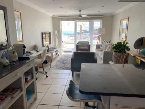 Milnerton Apartamento | Bright apartment