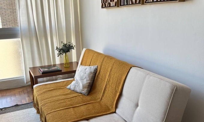 Santo Agostinho Apartamento | Bright apt in the perfect location! Beautiful view