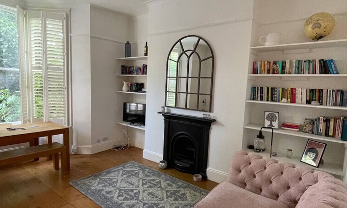 Abbey Apartamento | Bright & Beautiful 1BD Flat - South Wimbledon