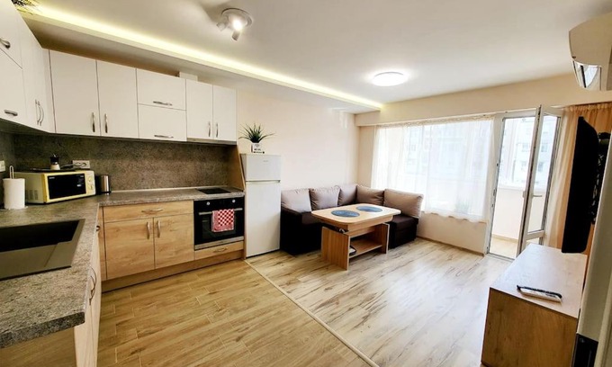Varna Apartamento | Bright City Apartment Varna