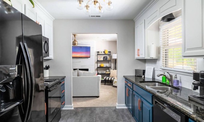 High Point Casa | Bright, colorful home near Market & HPU
