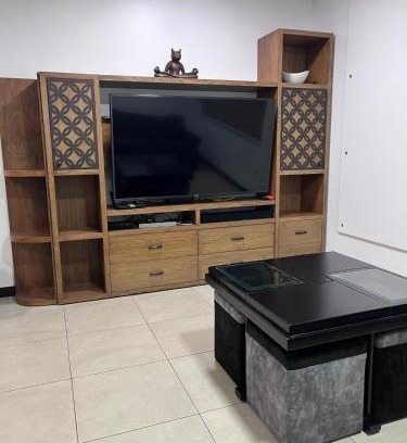 Puerto Santa Ana Apartamento | Bright Corner Condo in Bellini