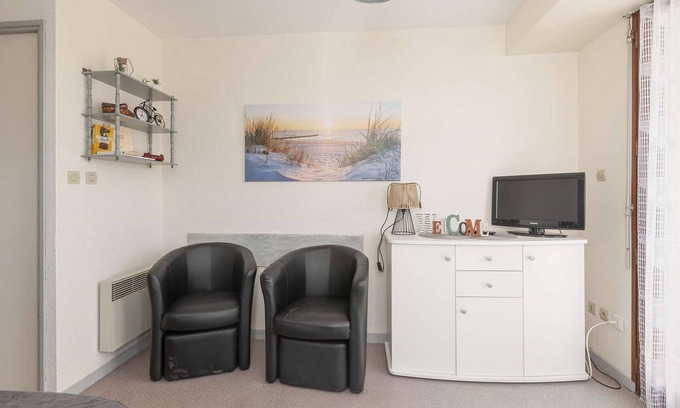 Barbotan-les-Thermes Apartamento | Bright Cozy T2 with Balcony and Free Wi-Fi Near the Spas