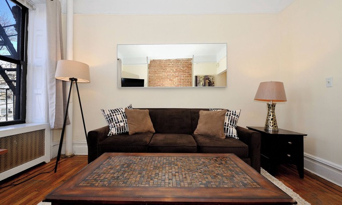 Central Park West Apartamento | Bright & Cozy 1BR Apartment in NYC!