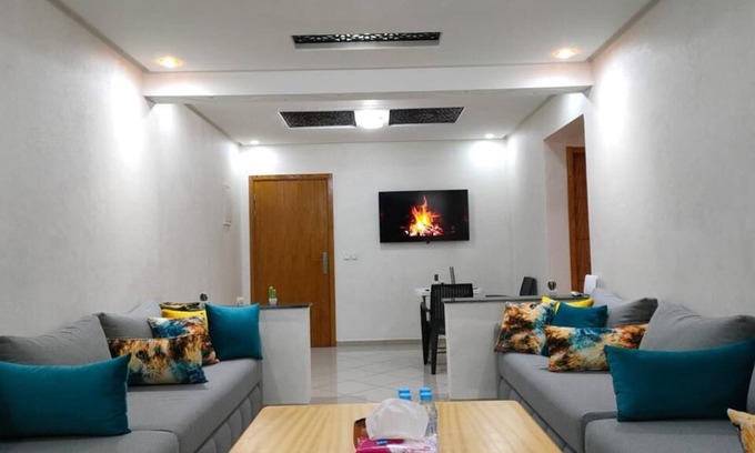 Agadir Bay Apartamento | Bright, Cozy, Relaxing with a Pool, (5 min to Sea)