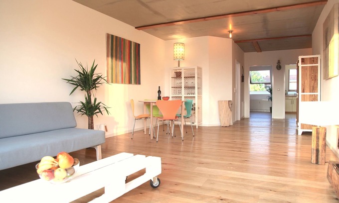 Mitte Apartamento | ático luminoso (ascensor) con un gran balcón, justo en el Mauerpark!