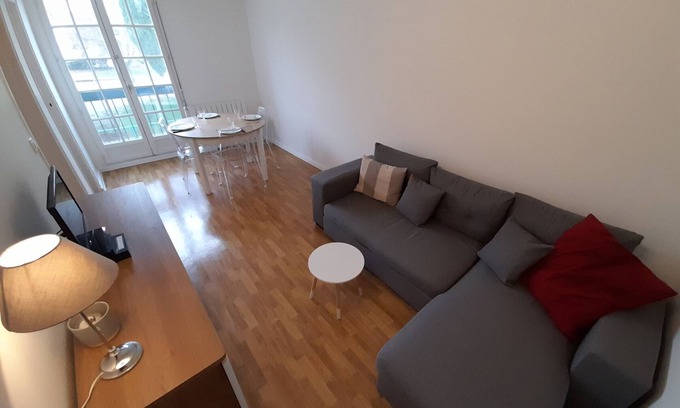La Roche-Posay Apartamento | T2 luminoso en el centro con Wi-Fi, lavadora y lavavajillas