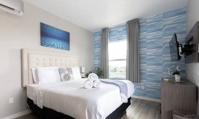 Old Town Apartamento | Bright Downtown San Diego Apartment w/Wifi + Parking