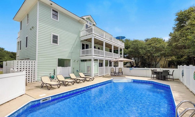 Duck Casa | Bright Dreams Ahead | 1,350 ft to the beach | Private Pool and Hot Tub