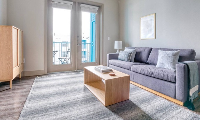 Chestnut Apartamento | Bright East Austin 1BR w/ Pool, Gym & W/D, nr restaurants, by Blueground