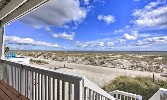 Fernandina Beach Casa | ¡NUEVO! Fernandina Beach Townhome - A pie de océano!