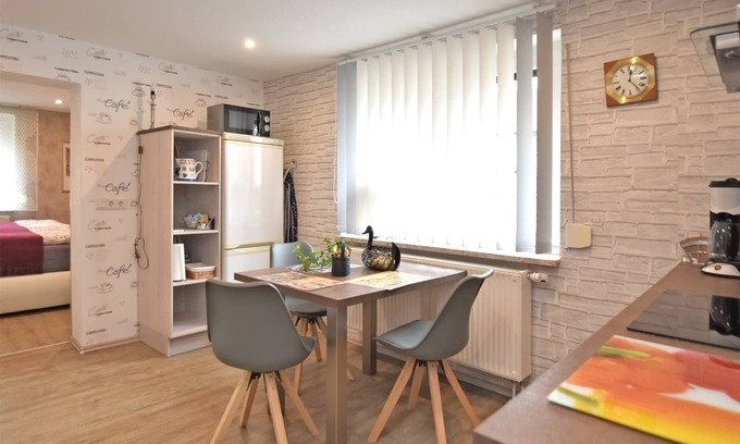 Ernstroda Apartamento | Apartamento luminoso con jardín