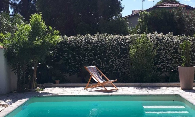 Les Aubes Casa | bright house with swimming pool