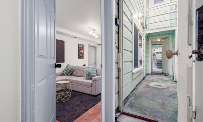 Inner Parkside Apartamento | Bright Modern 2BR 2Bath Near SFSU