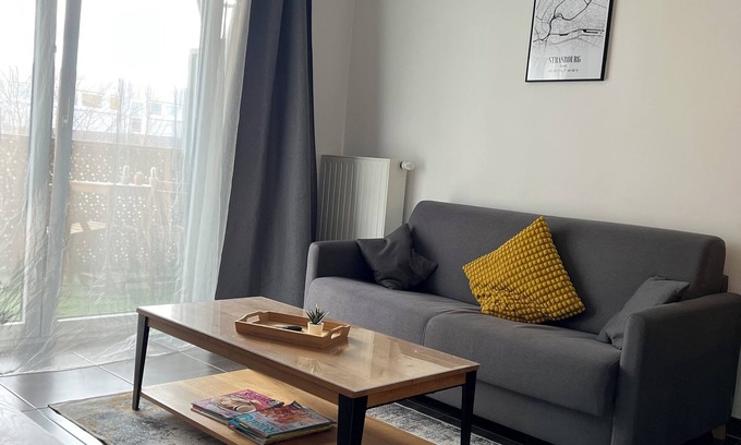 Plaine des Bouchers Apartamento | Bright, modern apartment.