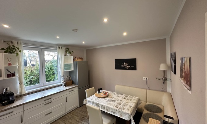 Friedrichroda Condominio | Bright, modern, large vacation apartment on a south-facing slope in a climatic health resort