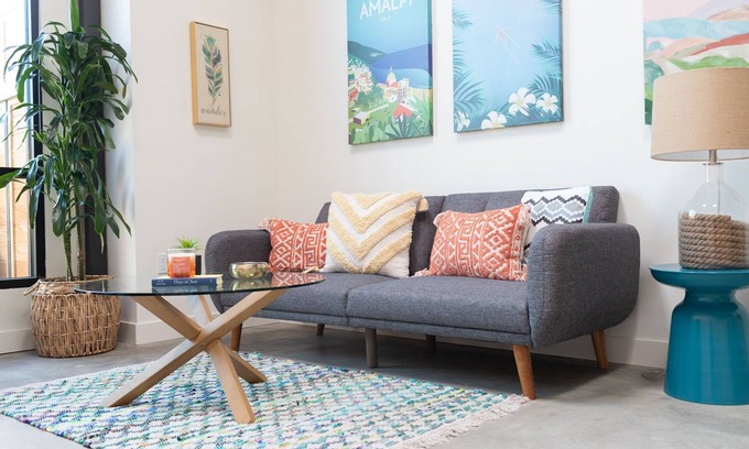 Lacy Apartamento | BRIGHT + MODERN OC LOFT GETAWAY!