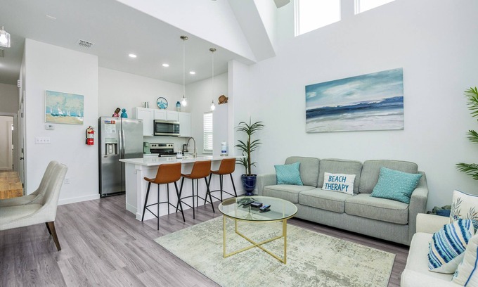 Corpus Christi Casa | Bright & Modern Retreat w/Pool & Pirate ship Playground, Steps from the Beach