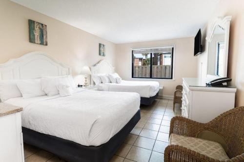 Litchfield by the Sea Apartamento | Bright Modern Room First Floor Resort View