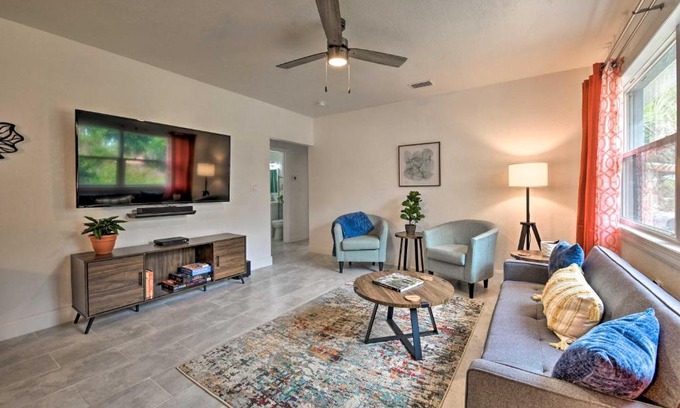 Florida South Atlantic Coast Casa | Bright, Pet-Friendly Retreat in Avon Park!