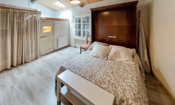 Saint-Zacharie Casa | Bright, rustic cottage in a quiet location.