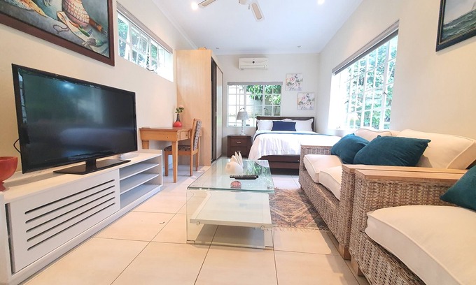 Greater Johannesburg Metropolitan Area Casa | Bright & Secure Unit In The Heart Of Sandton
