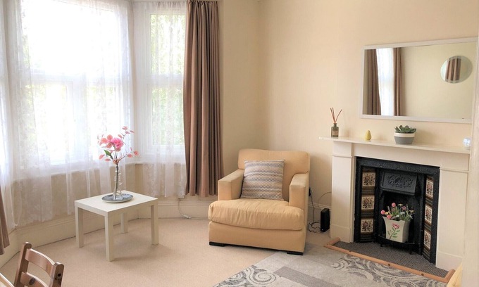 North Acton Apartamento | Bright, Spacious, 2 Bed 1st Floor Apartment, Elizabeth & Central Lines