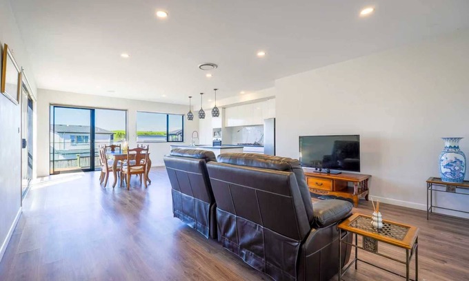 Pinehill Casa | Bright & Spacious 3-Bedroom Home in Pinehill