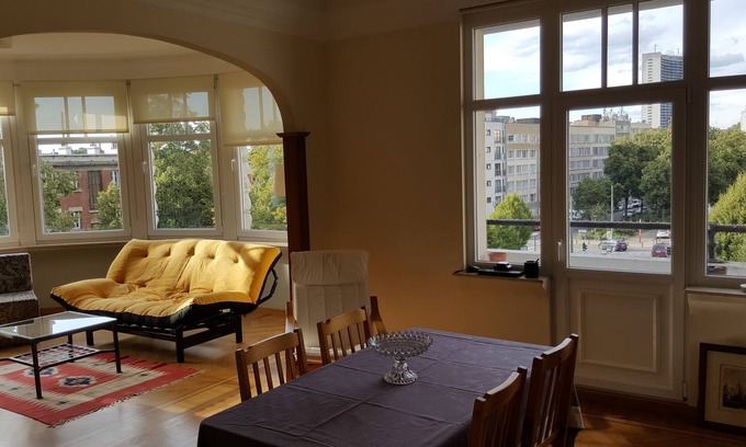 Dailly Apartamento | amplio y luminoso apartamento cerca de las instituciones europeas