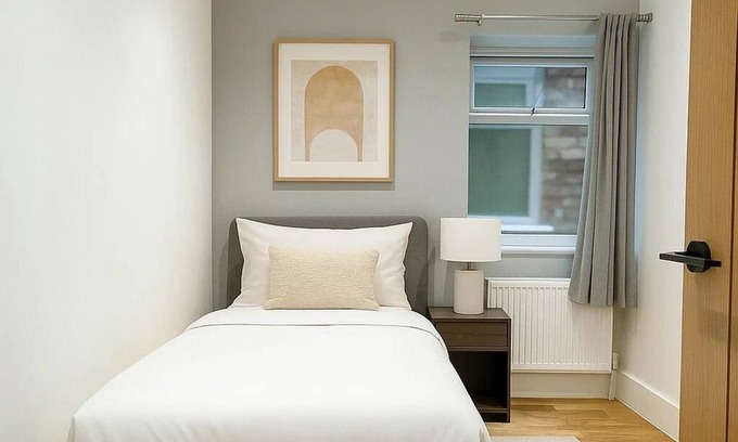 Harrow Weald Casa | Bright & Spacious London Retreat – Ideal for Families & Groups