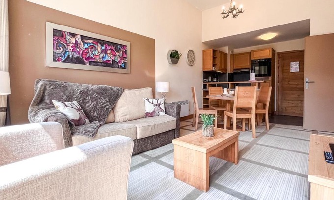 Flaine Apartamento | Bright, spacious South-facing 1-bedroom apartment