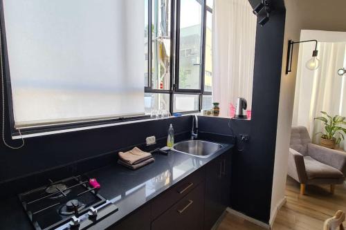 Tel Aviv Apartamento | Bright Studio in Shapira