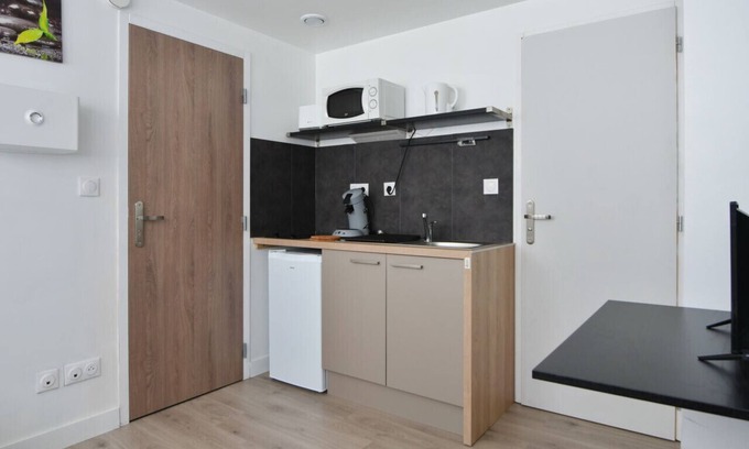Fives Apartamento | Bright studio near Lille’s city center – Welkeys