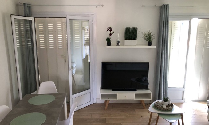 Toulon Apartamento | Bright T3 apartment with 10 m2 terrace