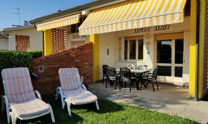 Caorle Villa | Luminosa villa en Caorle, jardín privado - Beahost