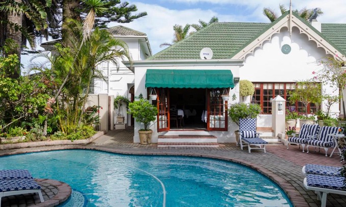 Summerstrand Casa | Brighton Lodge - #Solar Energy #No Loadshedding