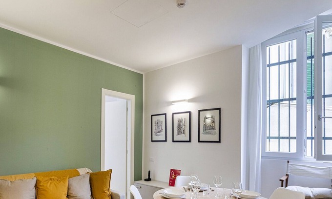 Pre Apartamento | Brignole de Ferrari Refined Home by Wonderful Italy