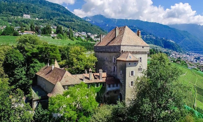 Montreux Apartamento | Brilliant apartment in Château du Châtelard