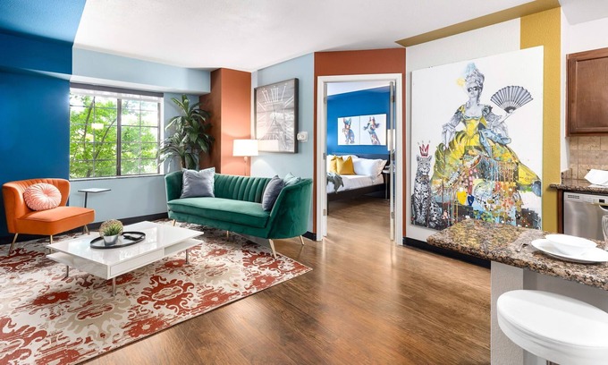 Wetmore Apartamento | Brilliantly Beaming Two Bedroom Abode in La Cantera